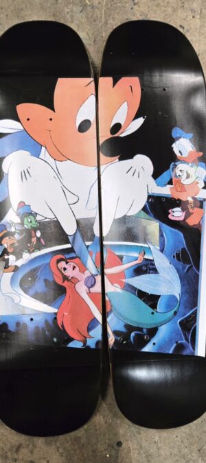 Nonexistent "Suppertime" 8.3" Shovelnose Set